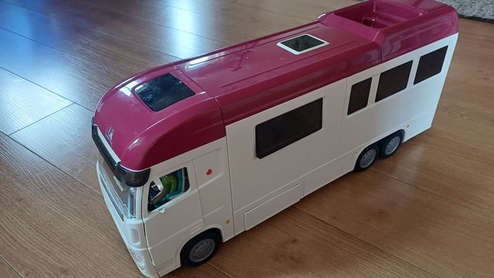 schleich camper