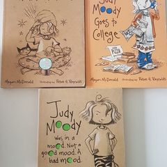 Joody Moody Books