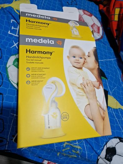 Medela Harmony Manual Breast Pump-