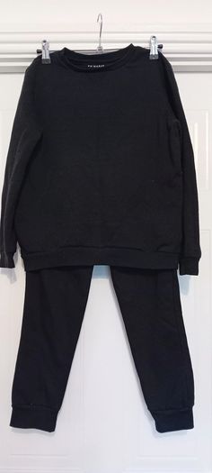 Boys Top&Tracksuit bottoms 8-10yrs