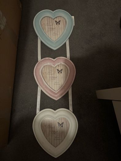 Heart hanging photo frame