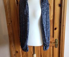 Marks and Spencer Blue Patterned lightweight jersey cardigan Size 20 Includes Post