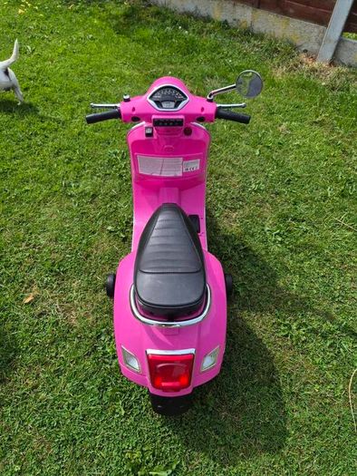 vespa motorbike