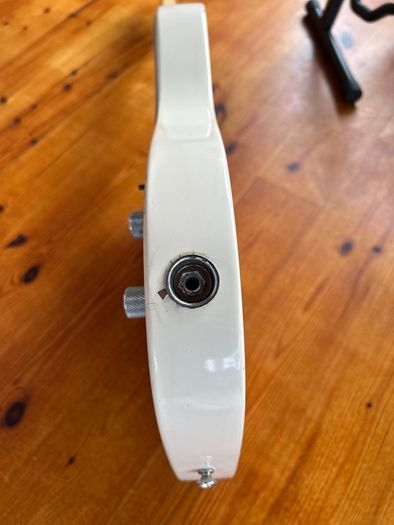 Fender Telecaster 2012 Arctic White with case