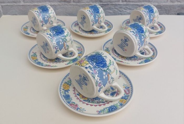 Beautiful and Rare Masons Patent Ironstone Set of Six Straight Sided Coffee/Tea Cup and Saucer Duos in the Regency Pattern, Circa 1950