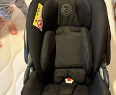 CYBEX Cloud T i-Size Rotating Baby Car Seat