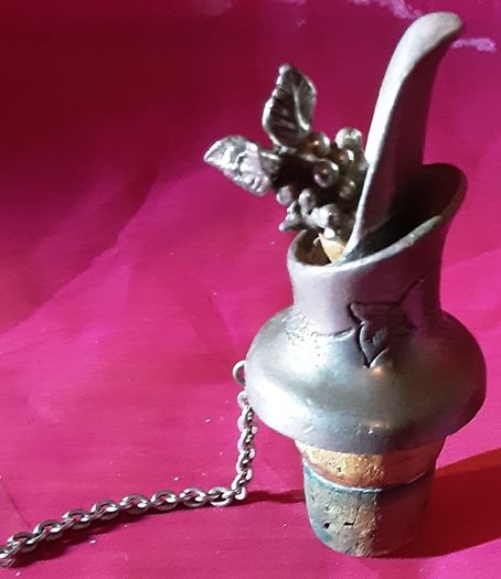 Vintage pewter bottle stop/ pourer
