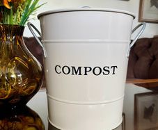 Retro Kitchen Countertop Compost Bin Food Waste Caddy