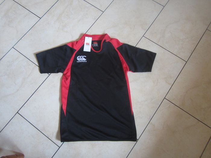 NEW  Canterbury  jersey age 14    XLB