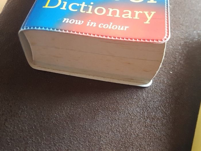 Collins Gem ;  French Dictionary (u.p.s.) 1 (625)