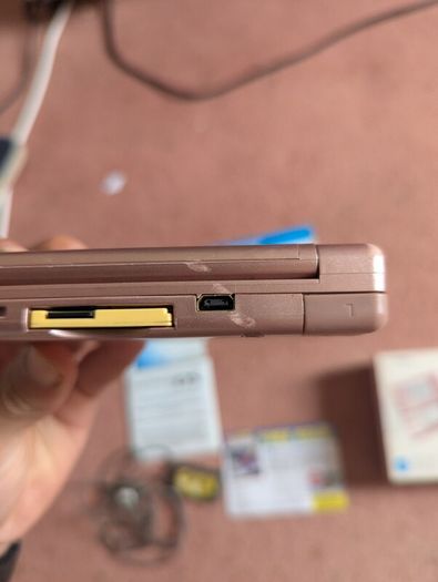 Nintendo DS Lite Metallic Pink CIB (Boxed) + R4 Card & Charger