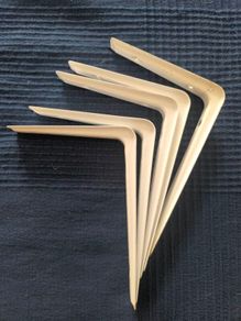 Shelf brackets