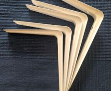 Shelf brackets