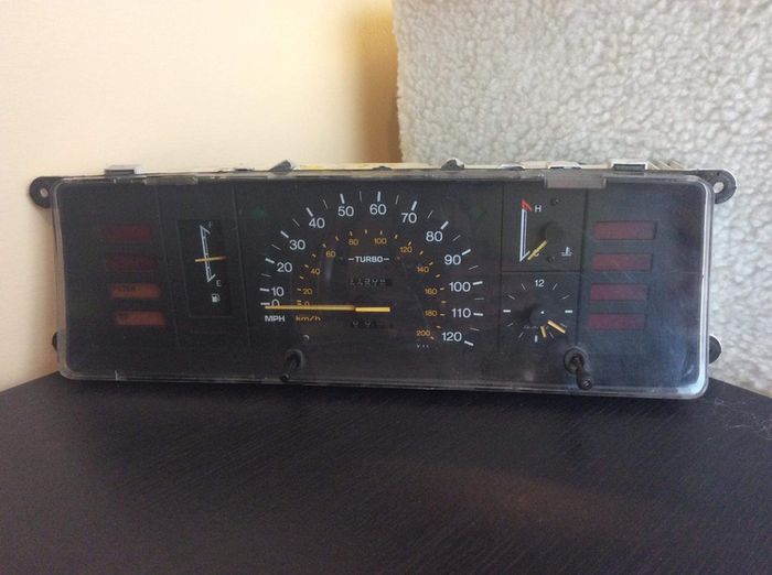 1980s Toyota Camry parts (both models)