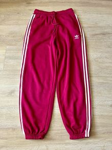 adidas sweatpants (S)