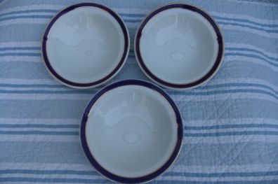Arklow Pottery Blue Gilded Bowls & Plate