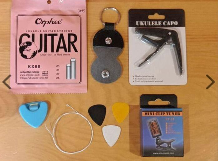 Ukulele TENOR + BEGINNERS COURSE+ full bundle of accessories included!!!