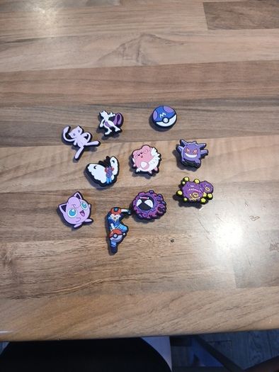 Pokemon croc charms