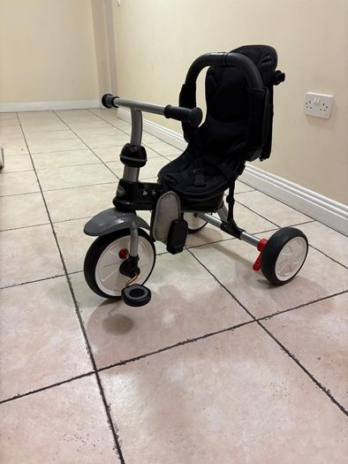 Childs bikes and scooters
