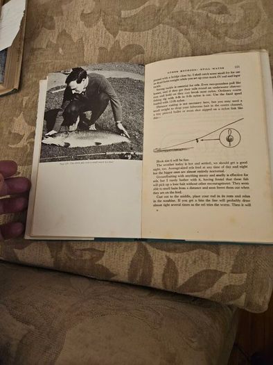 Coarse Fishing Is Easy.d. N.puddepha. 1970 First Edition Hardback With Dustjacket In Fair Condition. See Photos For Same.