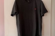 Levi t-shirt