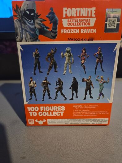 Lootcrate from 2019 just collecting dust