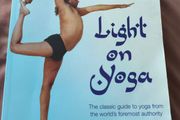 B.k.s. Light On Yoga