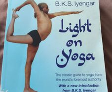 B.k.s. Light On Yoga