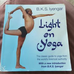 B.k.s. Light On Yoga