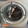 Hot Point Washing Machine Image 2