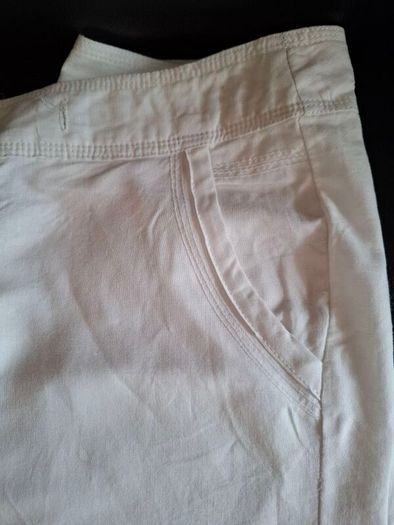Cropped/capri trousers