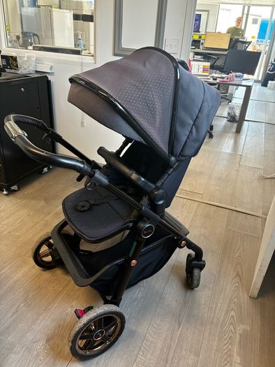 Complete sliver cross Pram system for sale