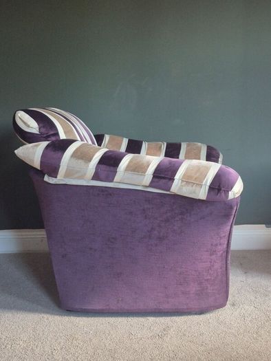 Sofa and 2 armchairs