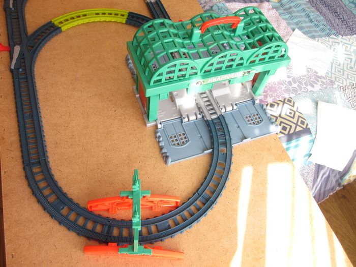 Thomas & Friends Knapford Station Bundle