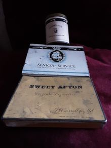 vintage cigarette tin's:plus jps plastic container