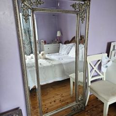 large floor mirror