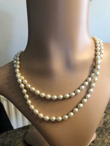 pearl necklace