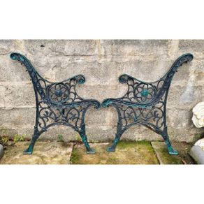 Cast Iron Bench Ends KAS1104