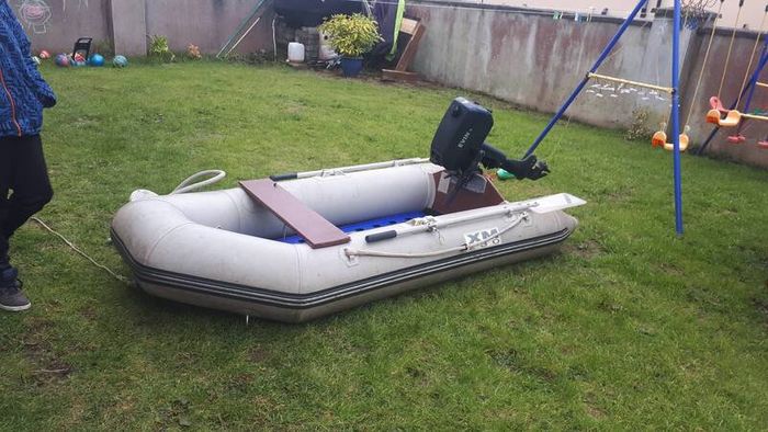 pontoon with engine 4hp
