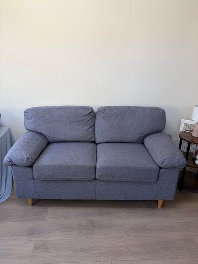 FREE 2 seater couch