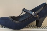 Black and navy suede heels size 8