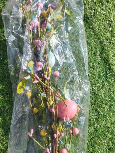 Easter garland