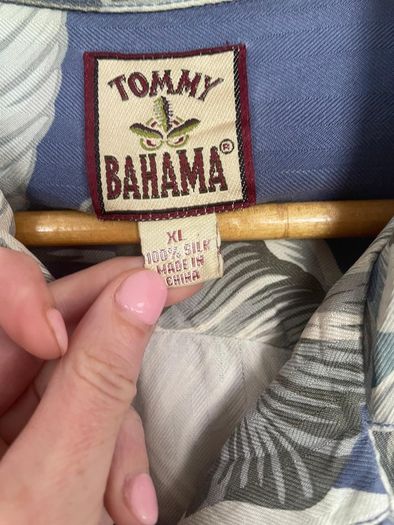 Tommy Bahama 100% Silk Tropical Shirt | Size XL | Blue Leaf Print