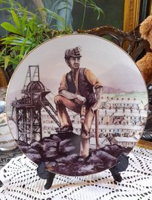 Vintage  David Fisher plate