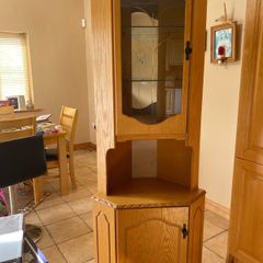 Corner display cabinet