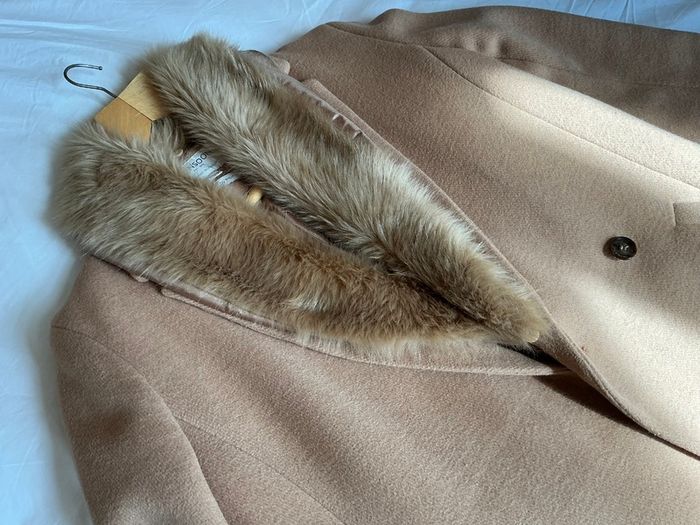 Stunning Monsoon London camel tan wool coat with faux fur collar Size 12