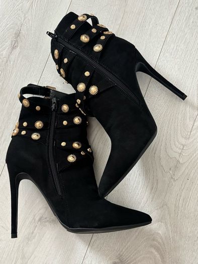 Brand New Black Suede Ankle Boots Size 6
