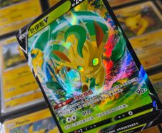 Leafeon V ! Double Rare ! from Nine Colors Gathering - Friends Set ! 2024 ! Japanese Pokemon Card !