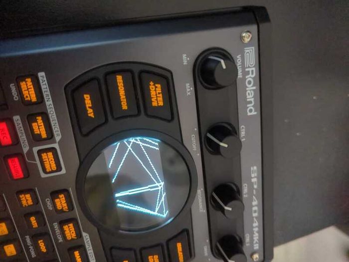 SP-404 MKII sampler
