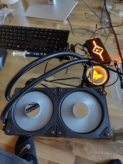 240mm / 360mm Aio Liquid Coolers > Incomplete / Minor Rgb Issues